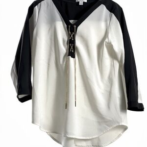 New York & Company Black and Cream Blouse size small